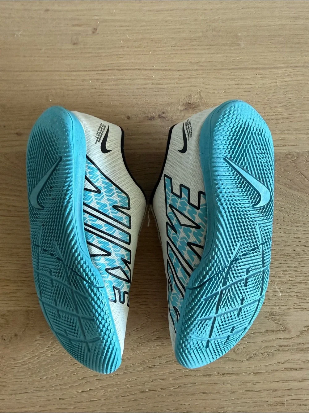 Nike Mercurial Indoor Soccer Shoes | White/Blue | Kids